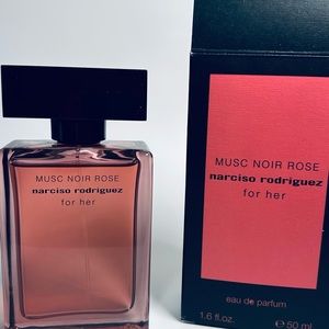 Narciso Rodriguez For Her Musc Noir Rose EDP 1.6oz/50ml New Minus a Few Sprays.